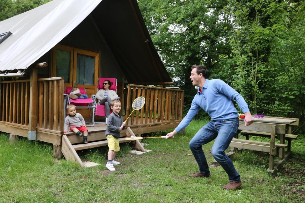 Camping Le Nid Du Parc Виллар-ле-Домб Экстерьер фото